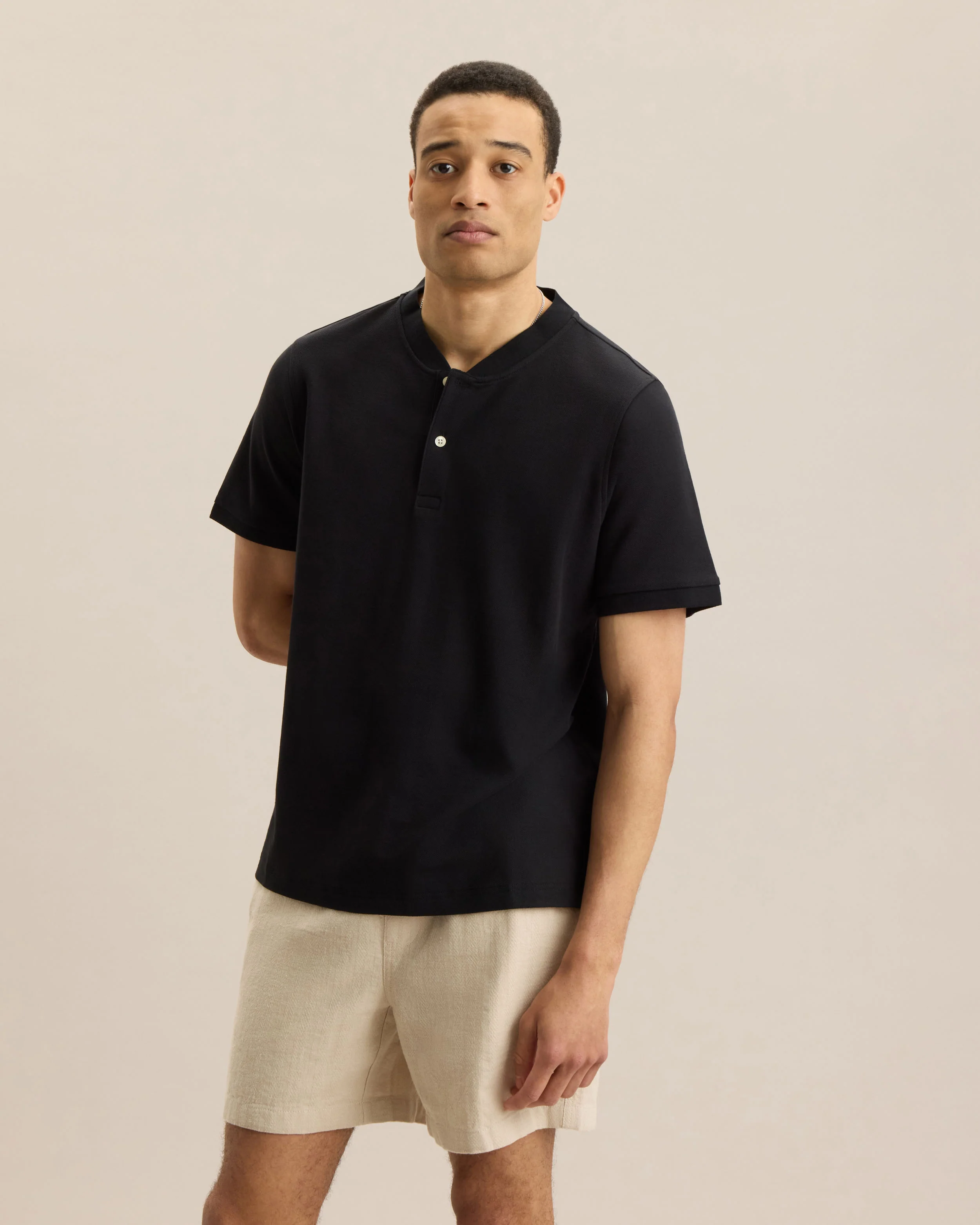 PIQUE HENLEY