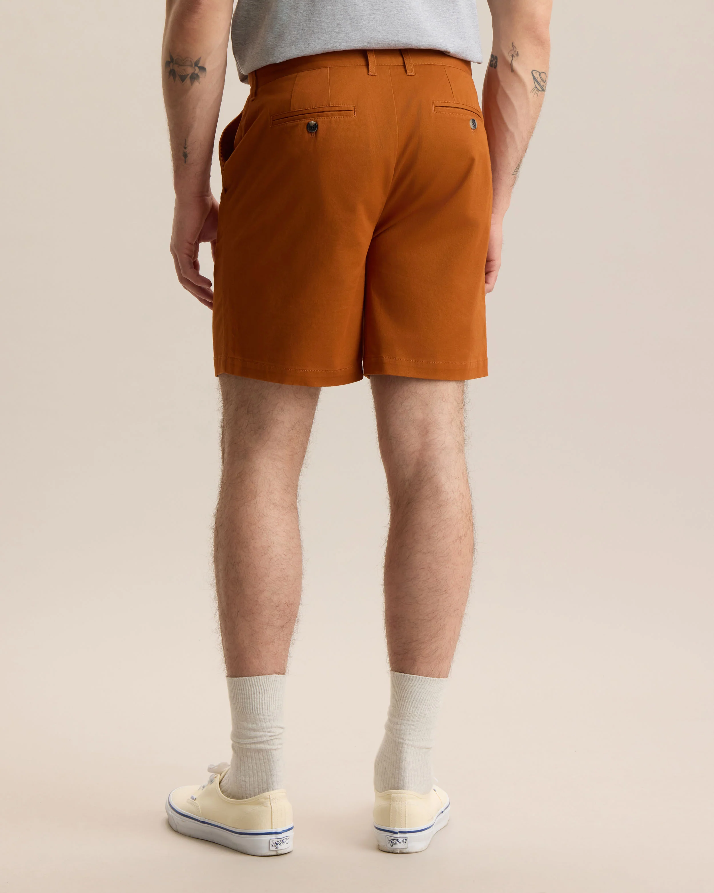 ESSENTIAL CHINO SHORT - Image 3